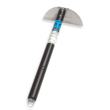 Load image into Gallery viewer, Nisaku KUSAKAKI Japanese Stainless Steel Handheld Garden Hoe, 4.75-Inch Blade
